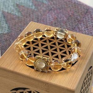 Amber - Gold Firefly Bracelet