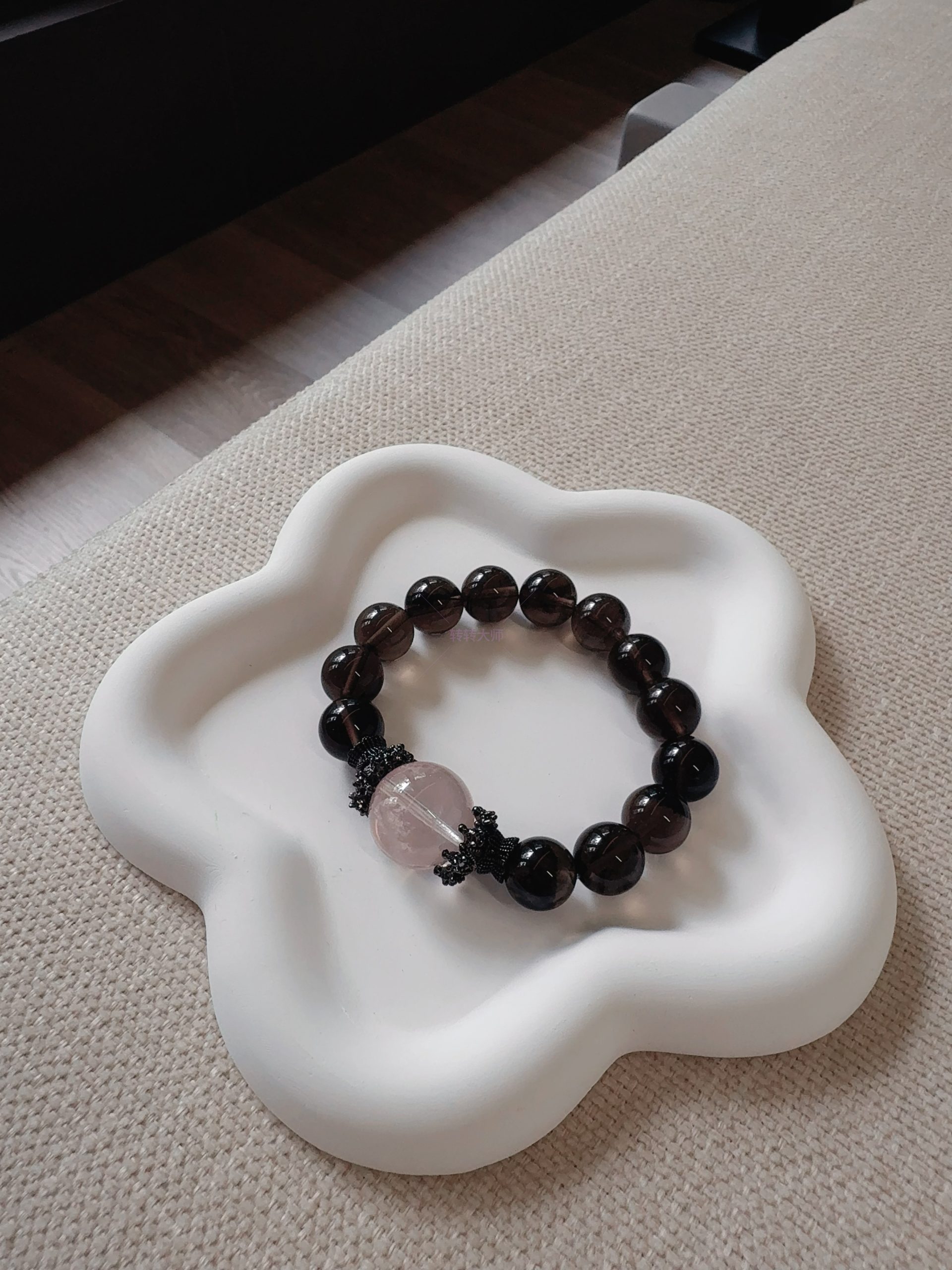 Smoky Quartz & Rose Quartz Crystal Bracelet - Natural Beaded Jewelry with Carved Rose Quartz Heart, Energy Purification, Heart Chakra Healing, Elegant Accessory